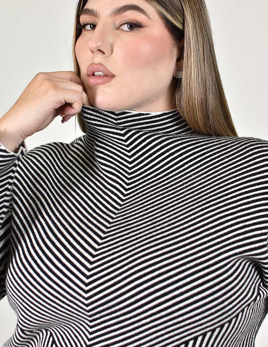 Suéter cuello alto para mujer