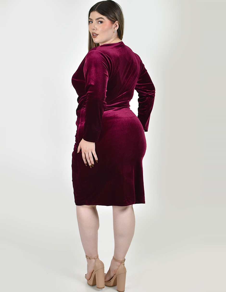 Vestido arriba rodilla de fiesta escote v