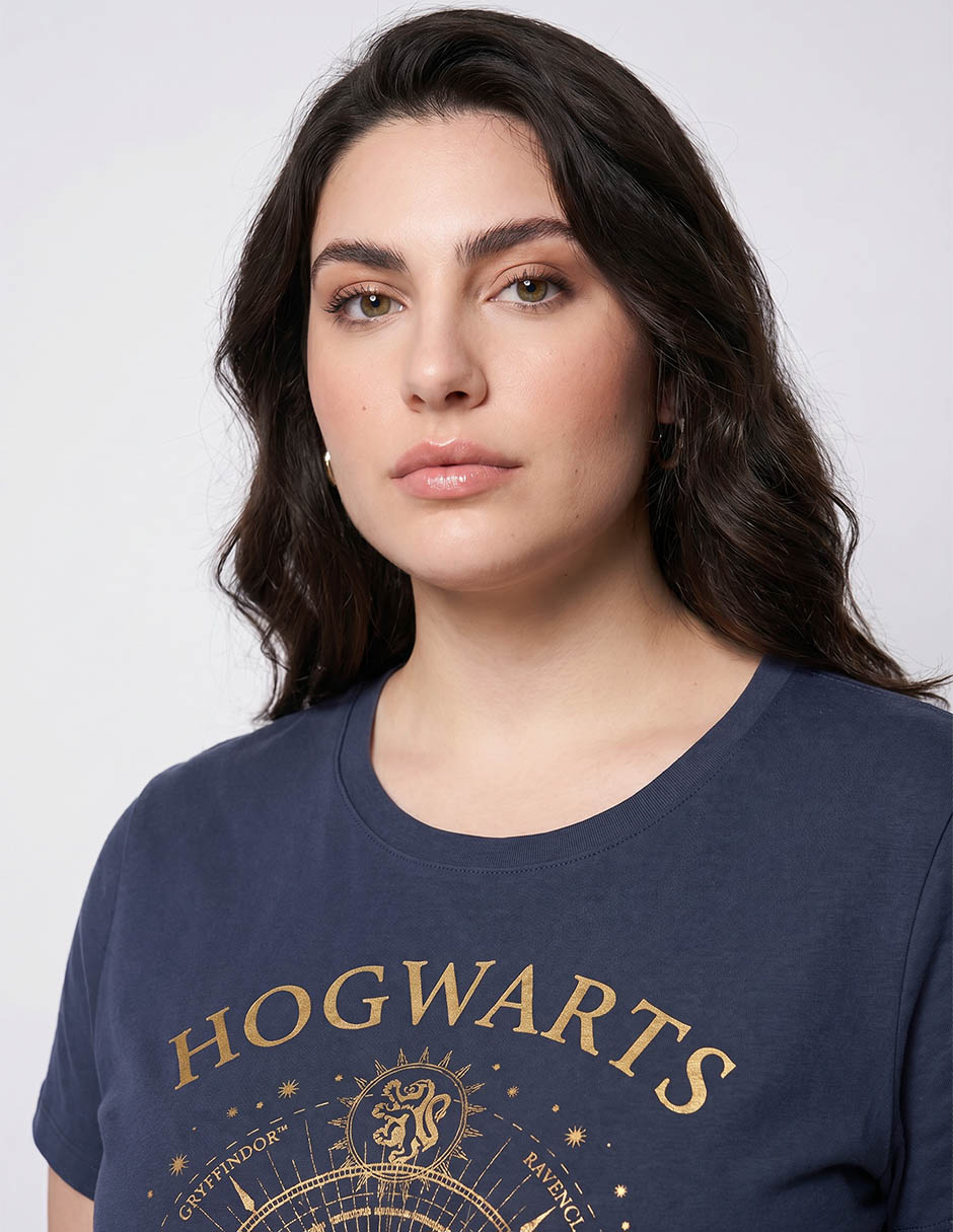 Playera manga corta hogwarts cuello redondo para mujer 4