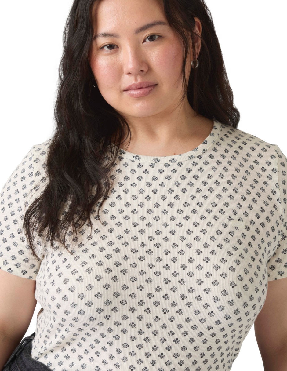 Playera manga corta cuello redondo para mujer 3